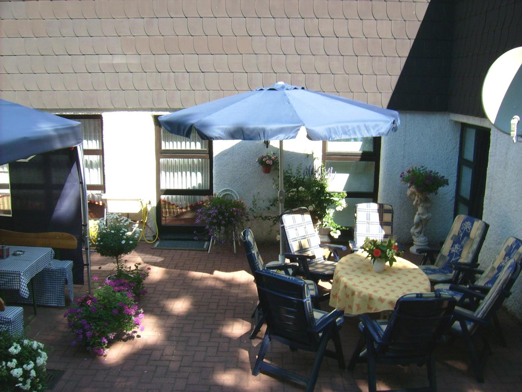 Gaestehaus Hochrhoenblick Schönau an der Brend Екстериор снимка