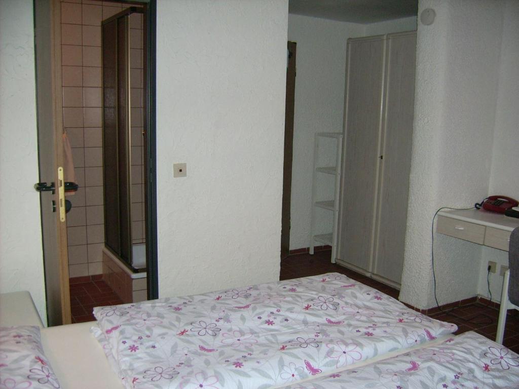 Gaestehaus Hochrhoenblick Schönau an der Brend Екстериор снимка